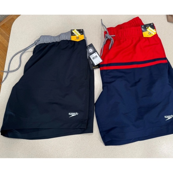 Speedo Men's Swim Shorts - Gray &  Black, red & blue XL lot of 2 - Picture 1 of 8